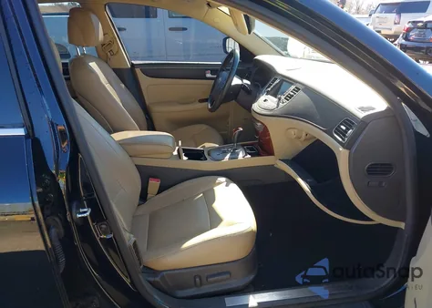 2013 Hyundai Genesis 3.8 из США, поврежденный, VIN KMHGC4DD5DU247700